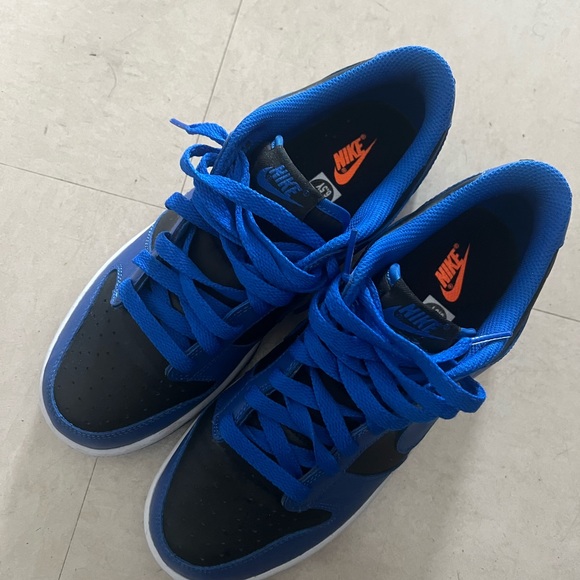 Dunks - Picture 5 of 5